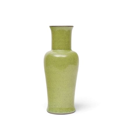 China, eine Vase mit grüner Craquelé-Glasur, 20. J