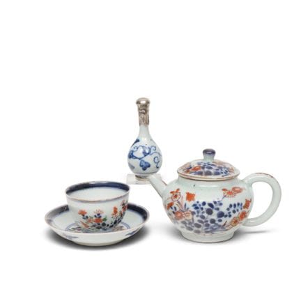 China, eine kleine Porzellansammlung aus dem 18. u