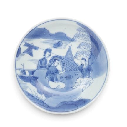 Chine, soucoupe en porcelaine bleue et blanche, pé