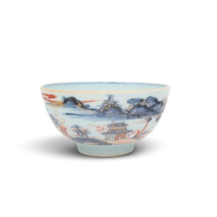 China, an Imari porcelain bowl, 18th century, pain