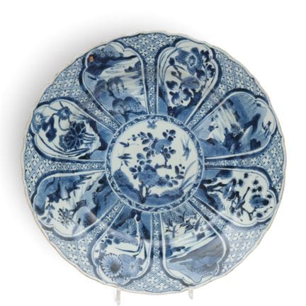 China, a blue-and-white porcelain dish, Kangxi per