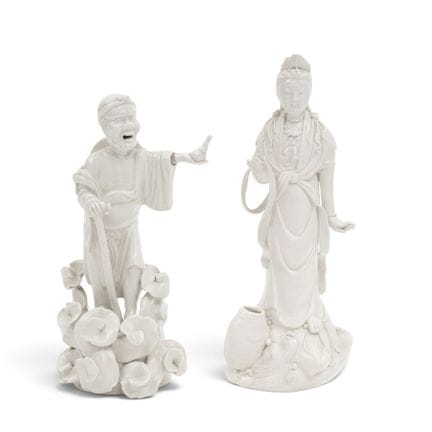 Chine, deux figurines en porcelaine à glaçure blan