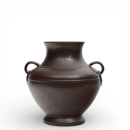 China, eine Porzellanvase in Bronzeimitation, 20. 