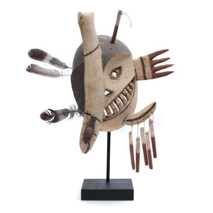 Máscara yupik, segunda mitad del siglo XX. 38 cm. 
