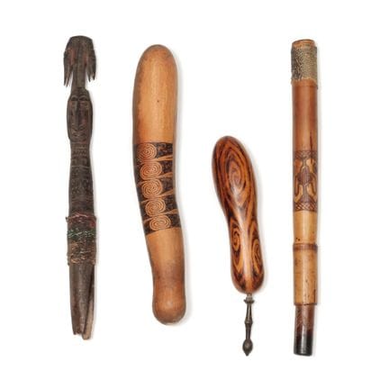 Guinea P.N., una colección de cuatro piezas: dos r