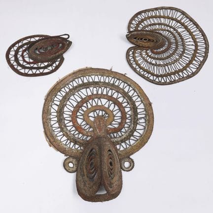 Guinea P.N., Abelam, tres máscaras de ñame de fibr