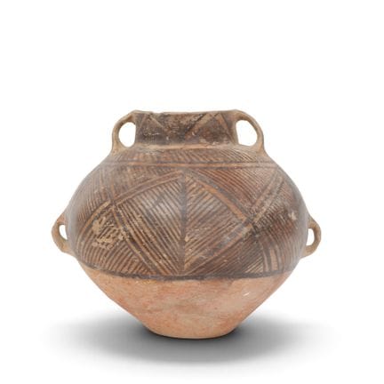 Chine, jarre en poterie du Gansu, période néolithi
