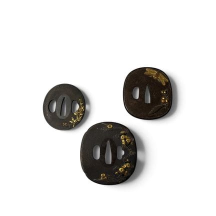 Japan, drei Eisen-Tsuba, Edo-/Meiji-Zeit. Alle mit
