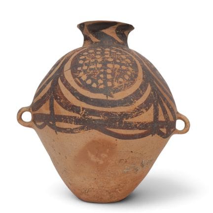 Chine, jarre en poterie peinte, période néolithiqu