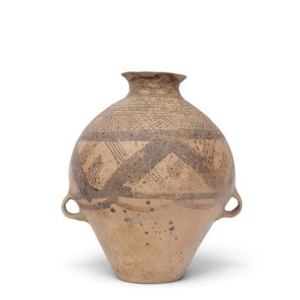 Chine, jarre en poterie peinte, période néolithiqu