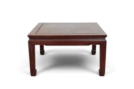 Chine, table basse en bois massif 81 x 81, h 46 cm