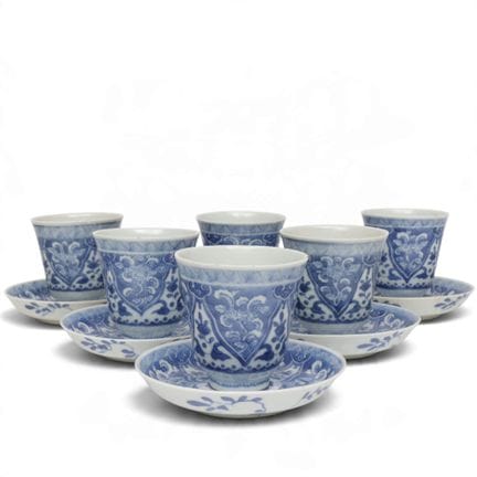 Japon, ensemble de six tasses et soucoupes en porc