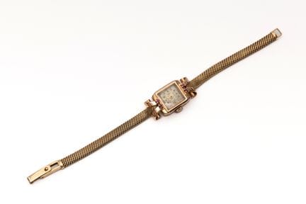 Helvetia, une montre « cocktail » du milieu du siè