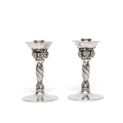 Dinamarca, par de candelabros de mesa, Georg Jense