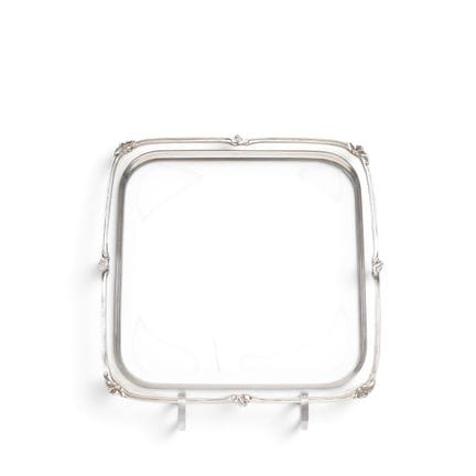 Cabaret, de style Louis XV, de forme rectangulaire