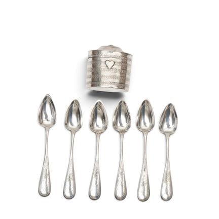 Ensemble Biedermeier composé de cuillères à moka e