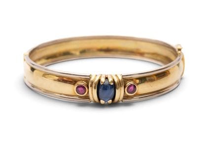 Un bracelet en saphir et rubis des années 1980, de