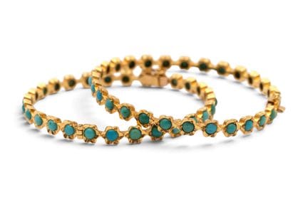 Deux bracelets identiques en turquoise, composés d