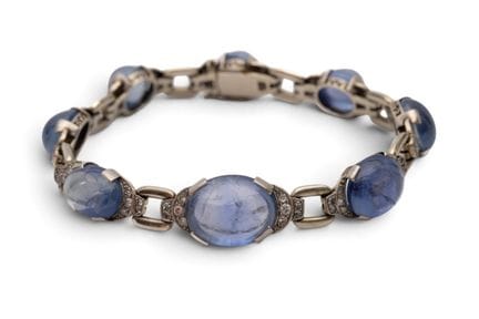 Un impressionnant bracelet Art déco tardif en saph