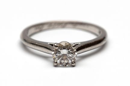 Cartier, bague solitaire en diamant, modèle 1895. 
