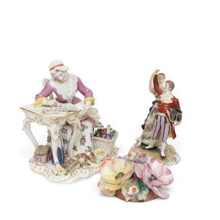 Meissen, statuetta in porcellana, “Il libretto del