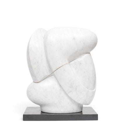Leonie Molenaar (1938 - 2023), scultura in marmo, 