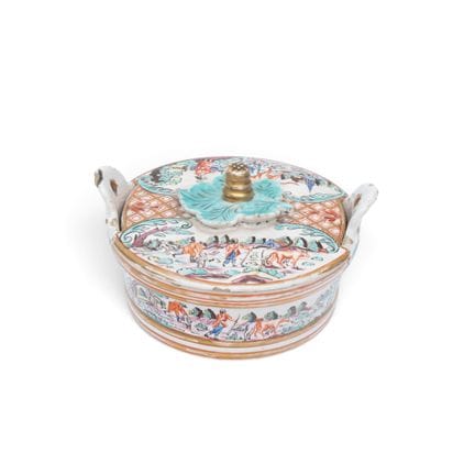 Delft, burriera in terracotta dorata con coperchio
