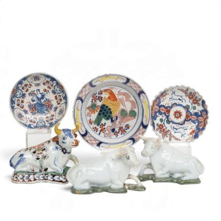 Delft, tre pezzi in terracotta, mucche, XVIII seco