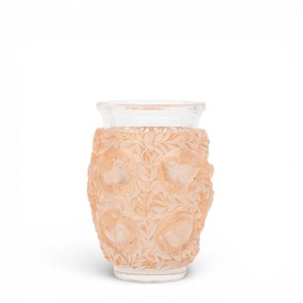 Rene Lalique, vaso con patina rosa-marrone, “Bagat