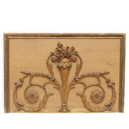 Francia, sopraelevazione in legno intagliato, Luig