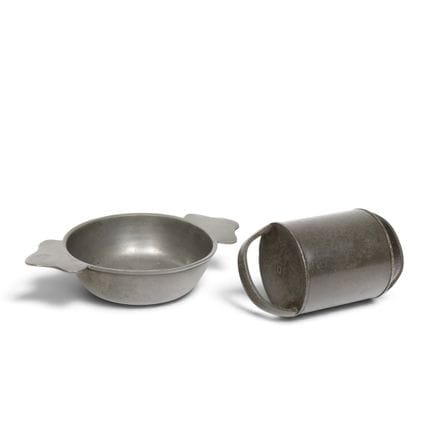 Contenitore per orzo e ciotolina in latta, XIX sec