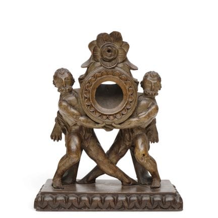 Portaorologi intagliato in legno di frassino, 1800