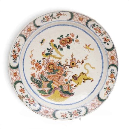 Delft, piatto in ceramica policroma, chinoiserie, 