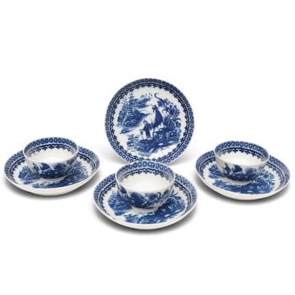 Caughley Porcelain, un servizio composto da tre ta