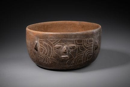 Mexique, Maya

Bol à visage anthropomorphe, périod