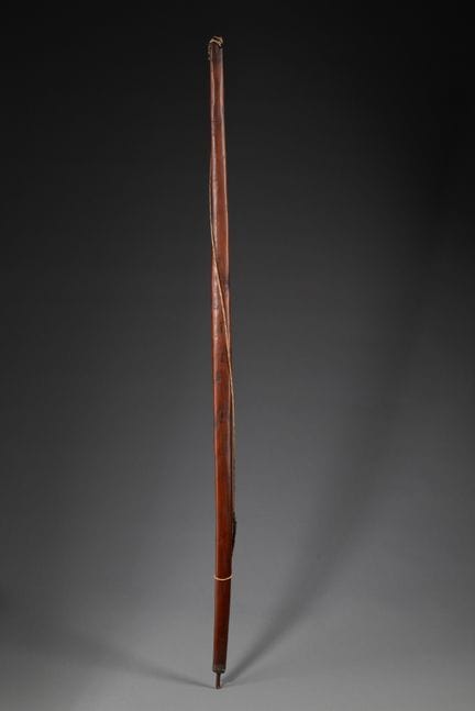 Amérique du Nord, Plaines

Arc

Bois, tendon d'ani