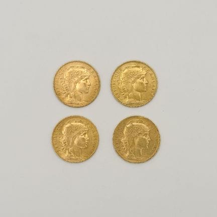 法国
一套四枚“玛丽安娜与公鸡”图案的20法郎金币
年份分别为1907年、1908年、1909年、1