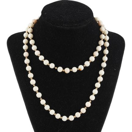 10K GOLD, SEASHELL
Necklace made of 10K yellow gol