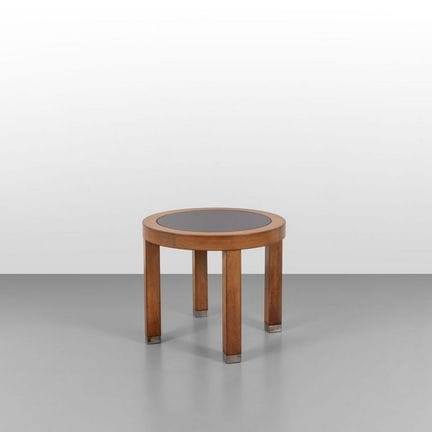 UN TAVOLINO  anni '30.
Legno di mogano  marmo  pun
