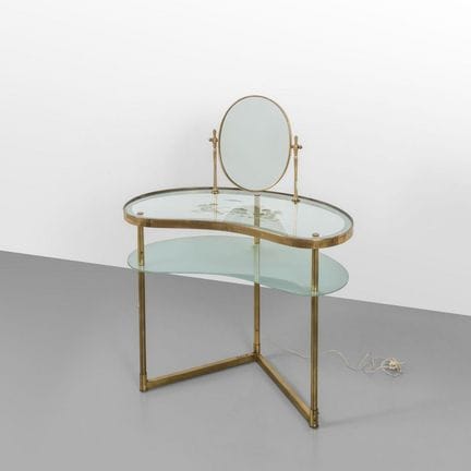 UNE COMBINÉ DE TOILETTE des années 50. 
Laiton, ve