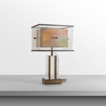 EINE TISCHLAMPE  aus den 70er Jahren. 
Plexiglas  