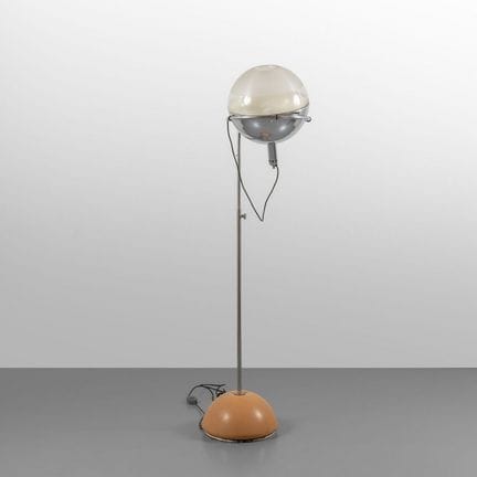FABIO LENCI  D.H. GUZZINI  1972. 
Eine Stehlampe „