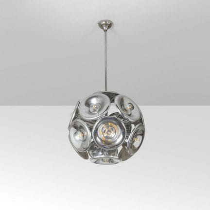UNA LAMPADA A SOSPENSIONE  anni '70. 
Ottone croma