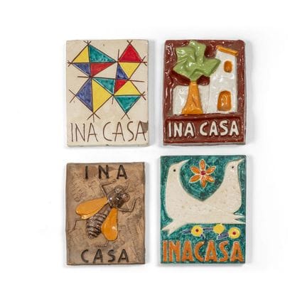 INA-CASA  20世纪60年代。
四块带有彩绘装饰的陶瓷牌匾。
由Ina-Casa通过全国竞赛