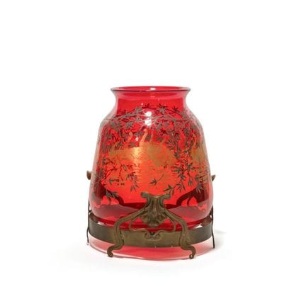 MURANO, ca. 1910
A transparent red glass vase deco