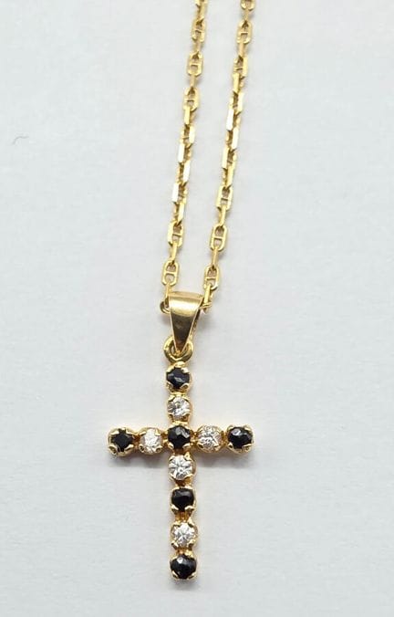 Chaîne en or jaune 18 K (750°°) maille étrier rete