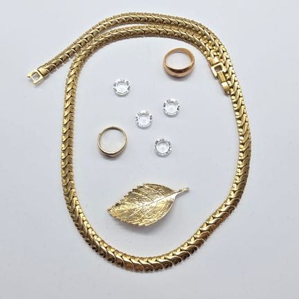 Lot fantaisie : 4 pierres imitations, broche feuil