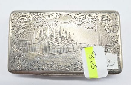 Tabatière en argent massif rectangulaire, intérieu