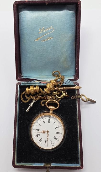Montre de gousset en or jaune 18 K (750°°) une coq