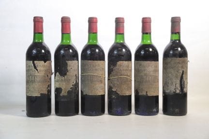 波尔多——6瓶，圣埃斯泰夫，奥马布泽酒庄，1986年（其中1瓶的年份可见于瓶塞上）。2瓶获TLB（+